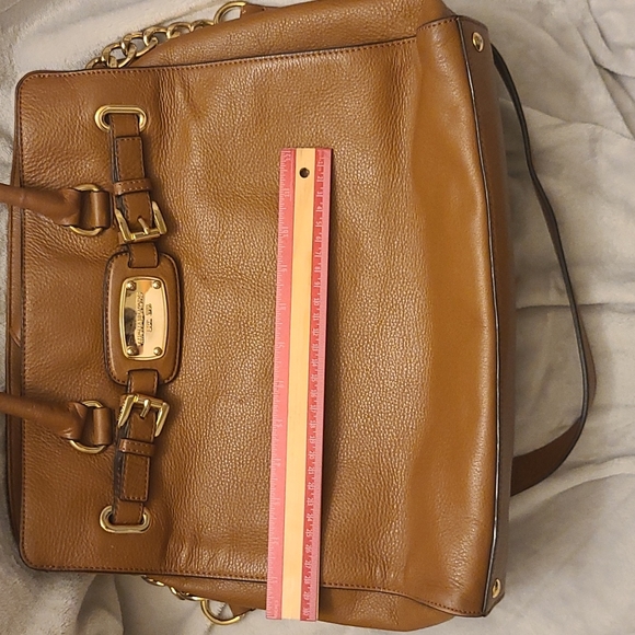 Authentic Michael Kors pebbled Leather Large Satchel - Picture 10 of 12